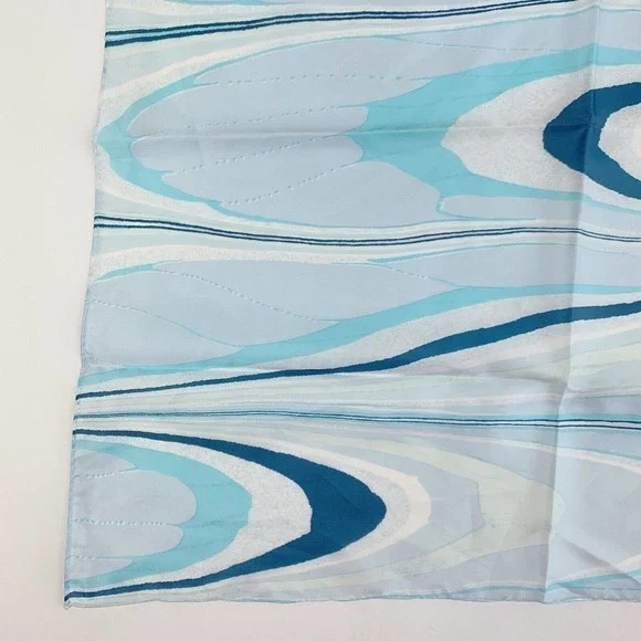 Vintage 70s Polyester Blue White Mod Square Scarf 21" x 21" - Picture 3 of 5